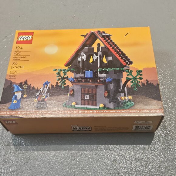Lego 40601 Majisto's Magical Workshop - Picture 2 of 5